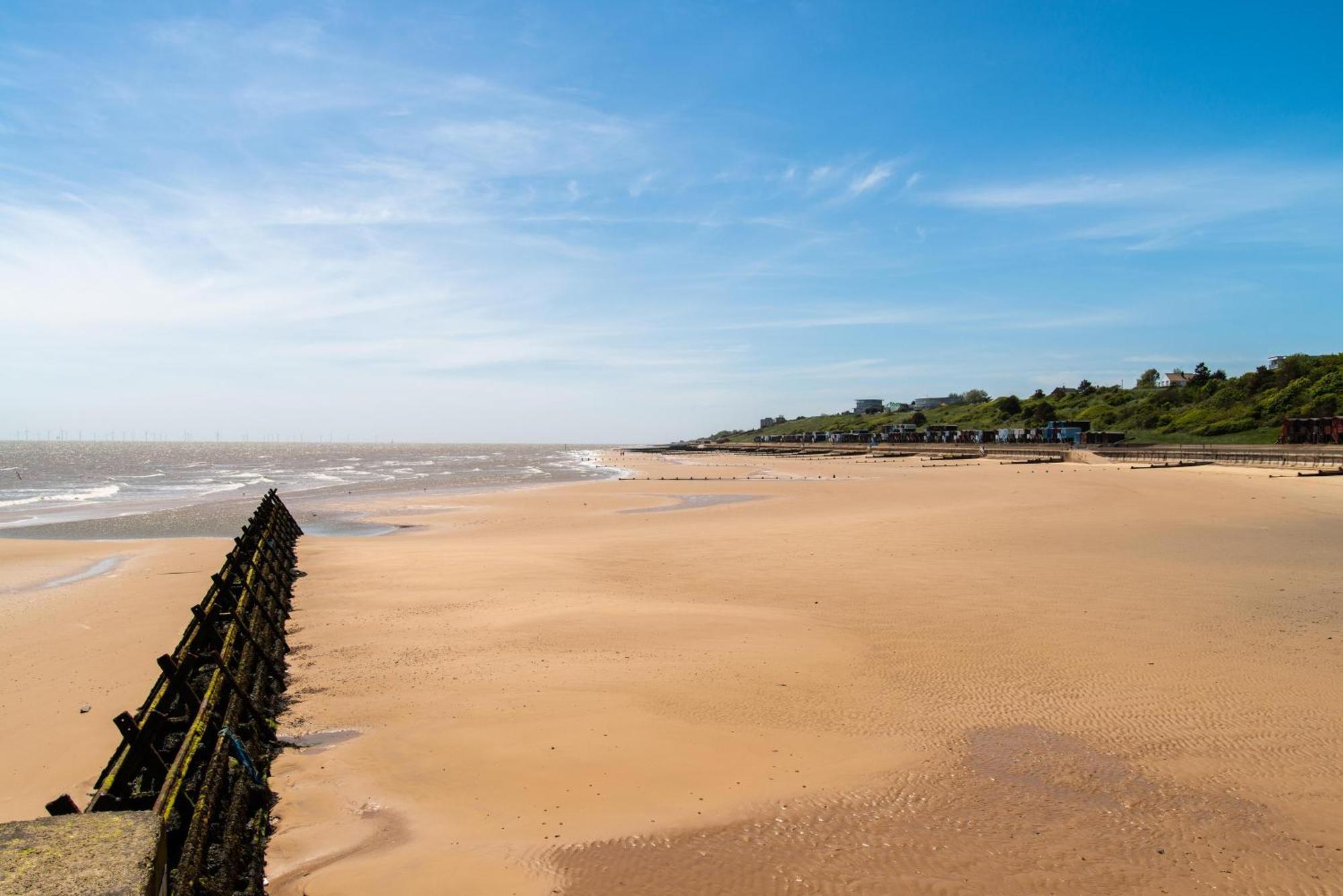 Lovely 8 Berth Caravan At St Osyth Beach Holiday Park Ref 28101G Clacton-on-Sea Zewnętrze zdjęcie